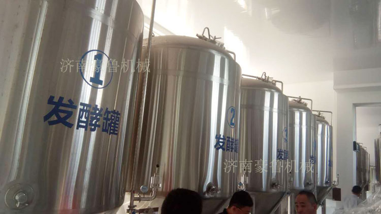 豪鲁提供的精酿啤酒设备 豪鲁提供的精酿啤酒设备