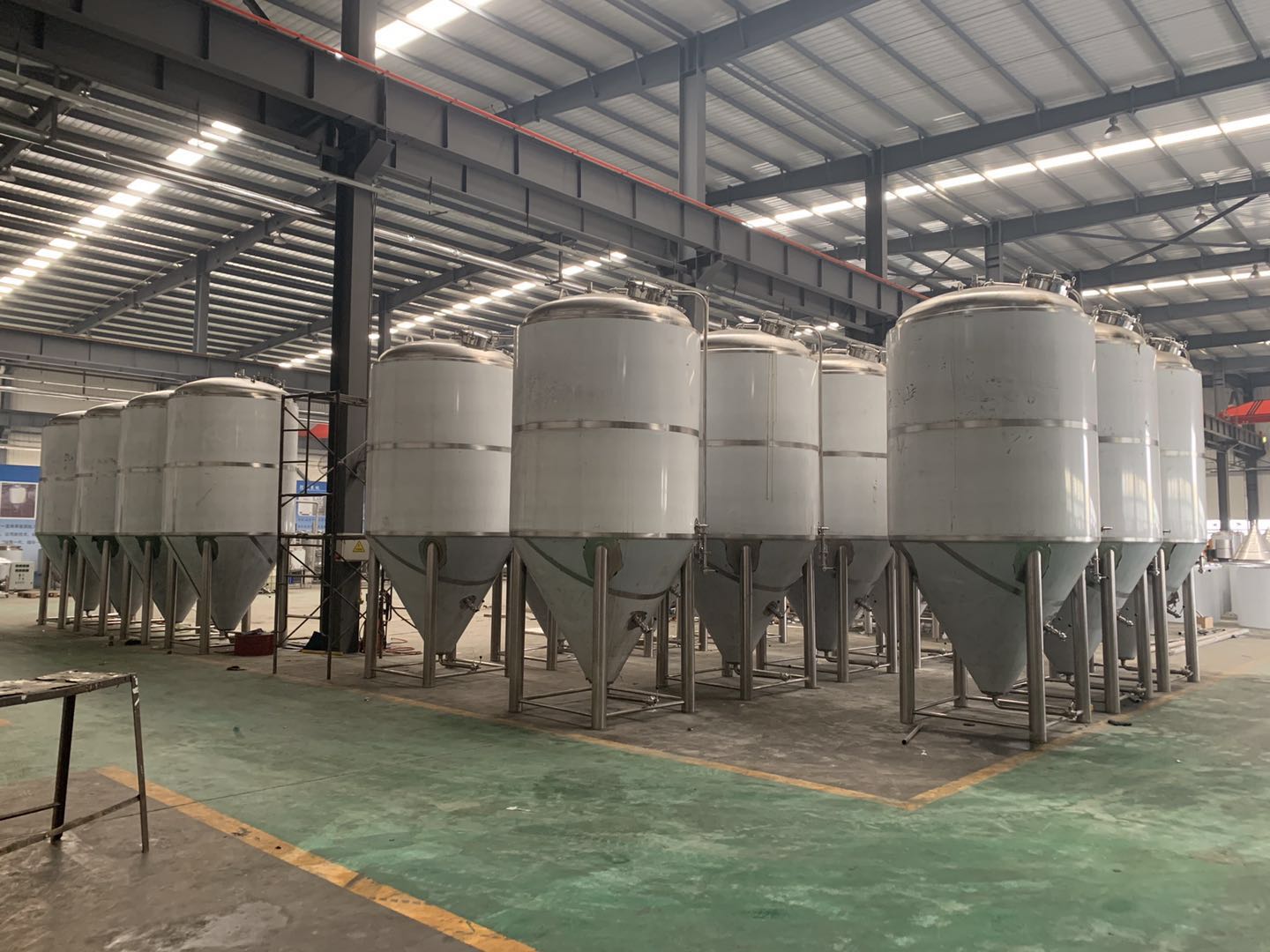 精酿啤酒厂设备 精酿啤酒厂设备